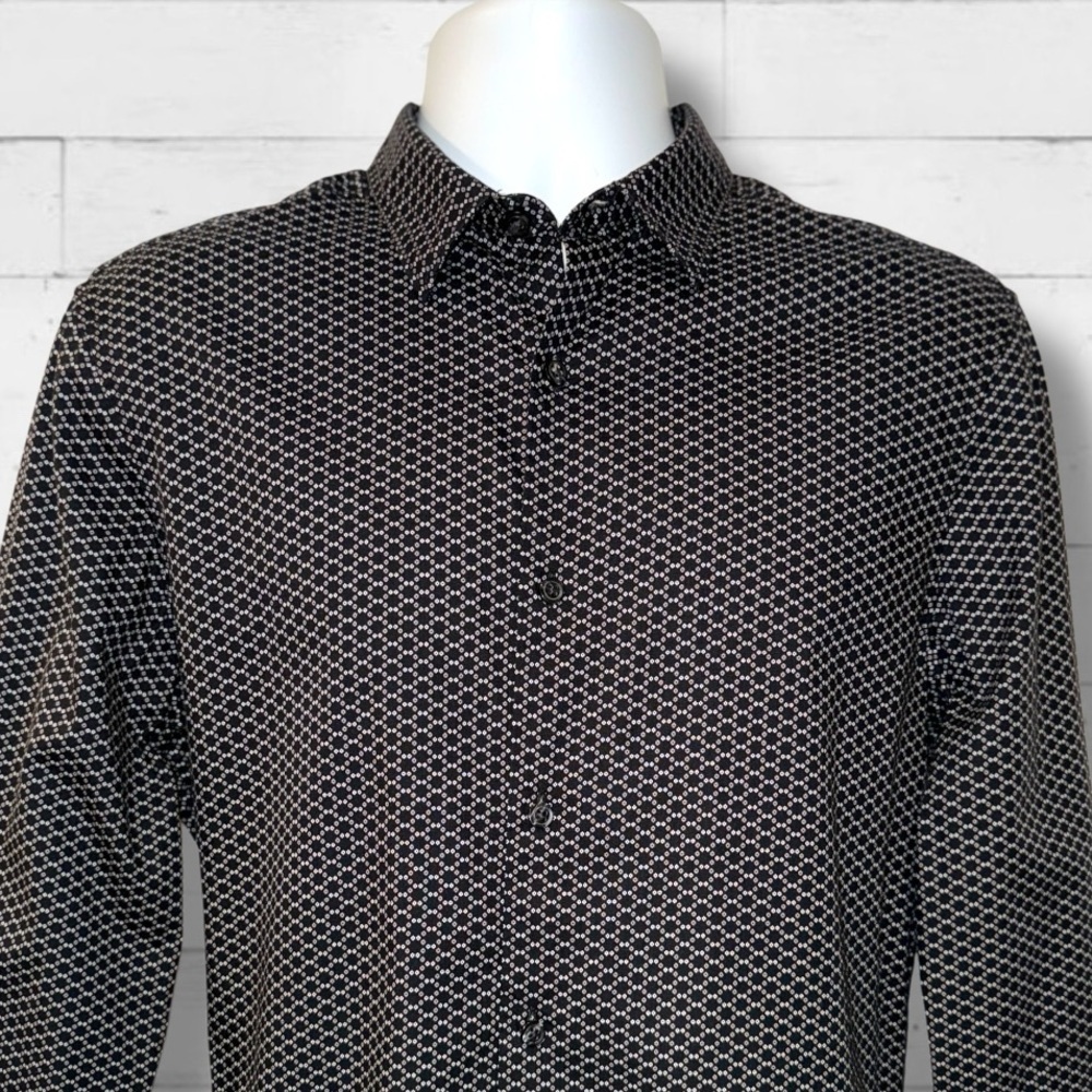 Perry Ellis Slim Fit Long Sleeve Button-Up Shirt Men’s M Black White Micro Print